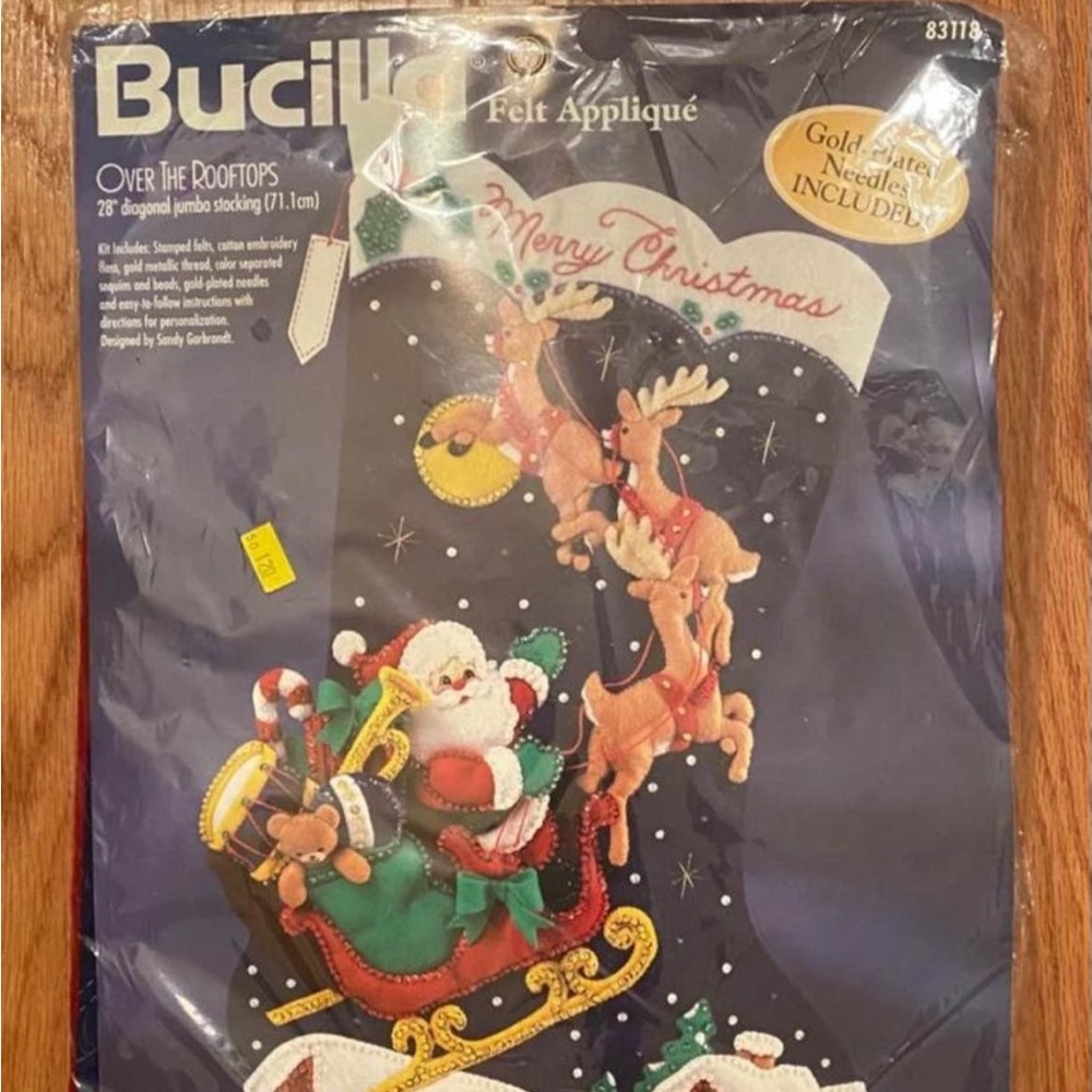 New VINTAGE DIY Jumbo Bucilla Over the Rooftops Santa Christmas kit